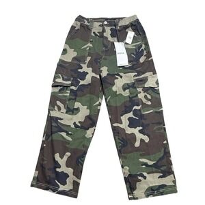 Almost Famous Jeans Womens Large Green Camo Skater Baggy Cargo‎ Stretch Denim